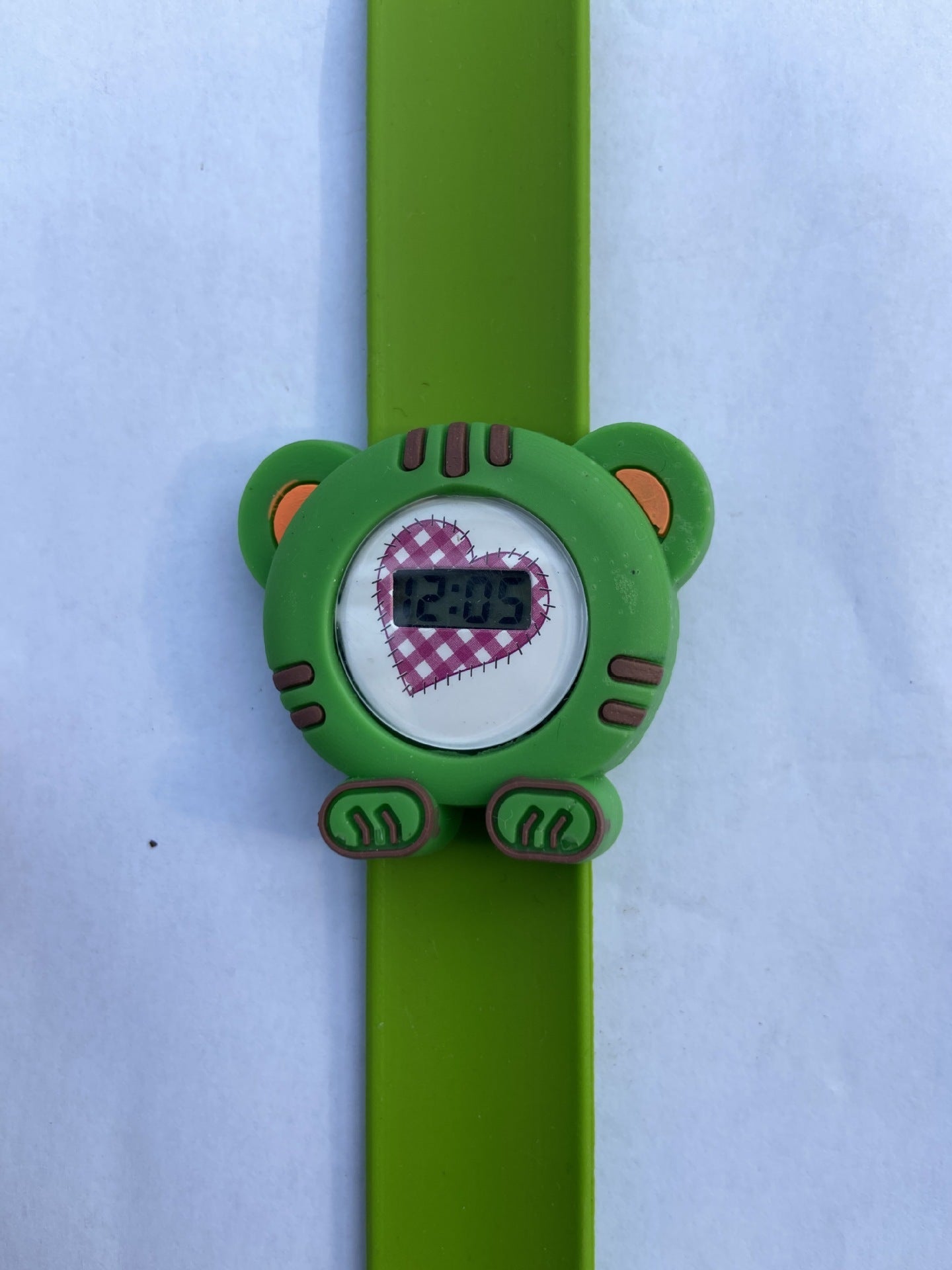 g