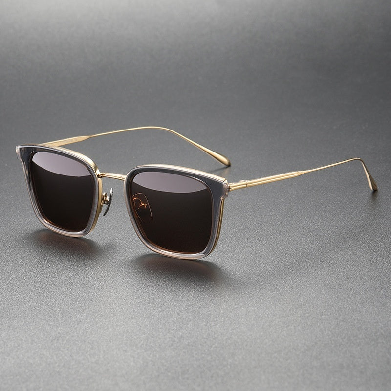 gray-gold-frame-tea