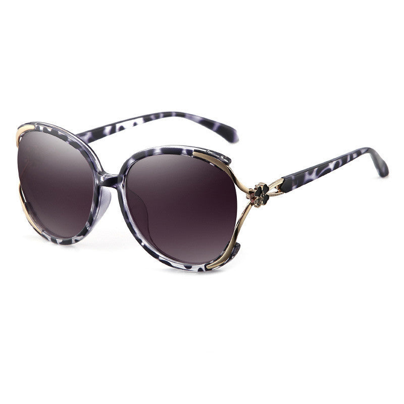 striped-frame-gradually-purple
