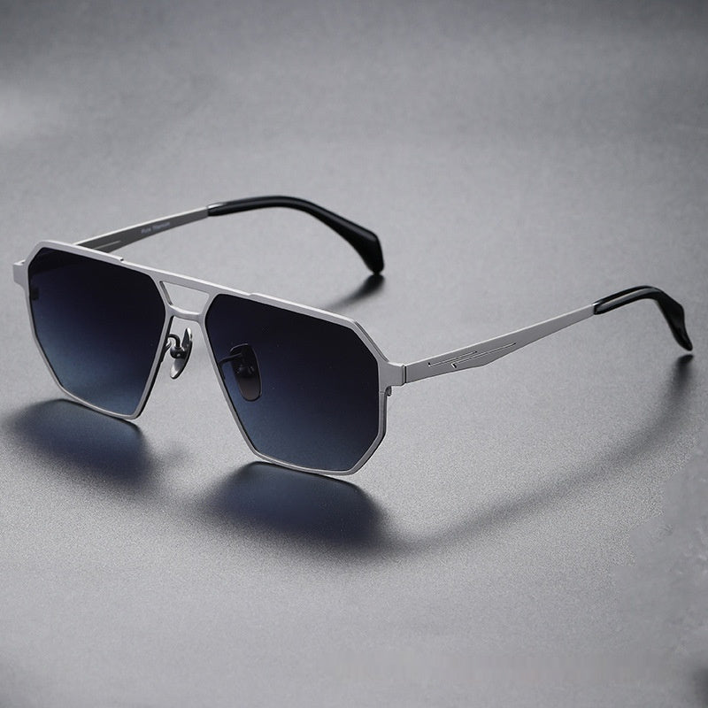 gun-frame-gradient-gray
