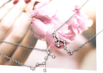Rhinestone Zodiac Pendant Necklace for Women Silver Crystal 12 Constellation Necklaces Horoscope Sign Star Gemini Necklace Friendship Jewelry
