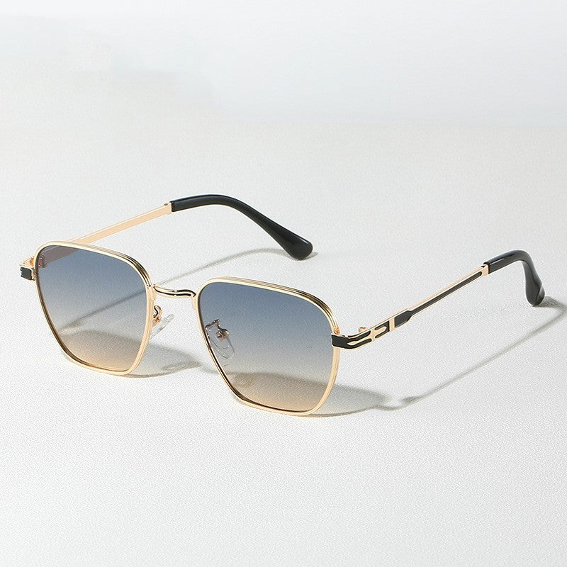 gold-frame-green-yellow-slice