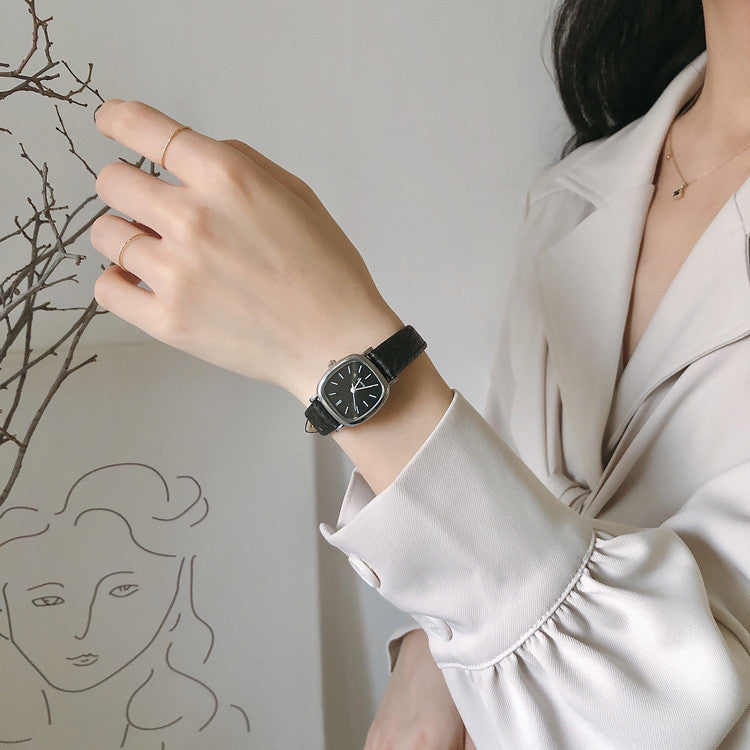 silver-case-black-with-black