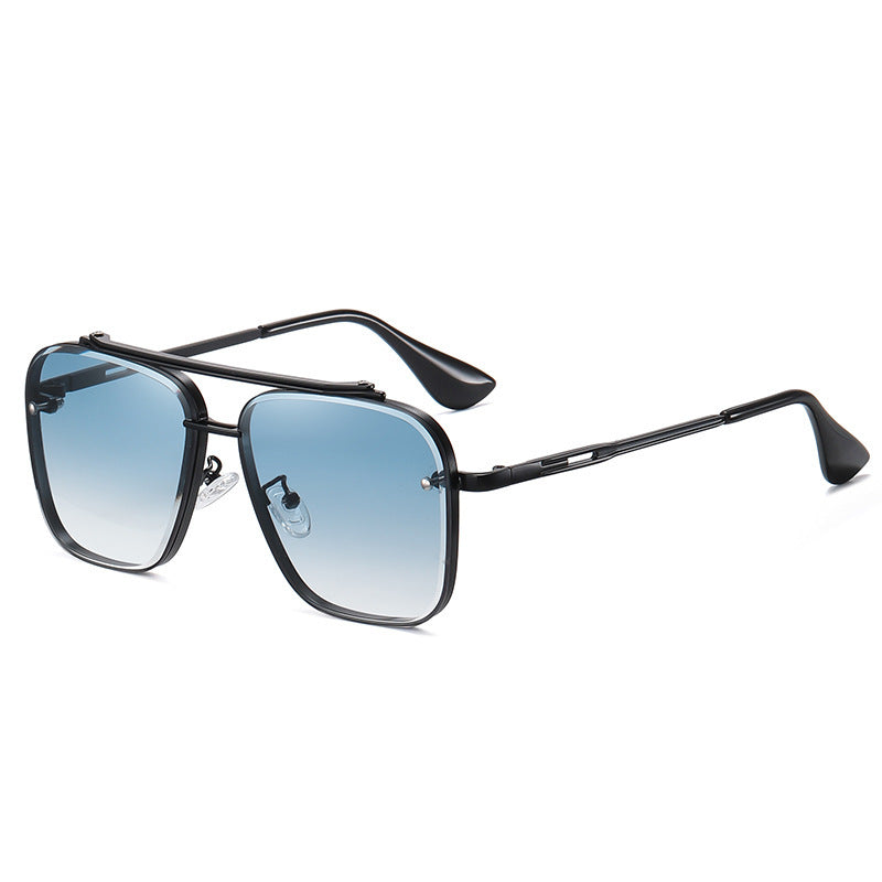 black-box-gradient-blue