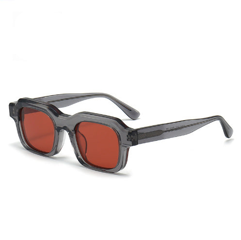 gray-frame-brown-pieces