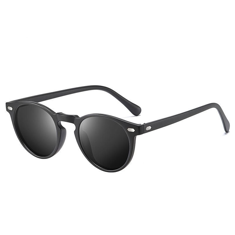 sand-black-frame-black-and-gra
