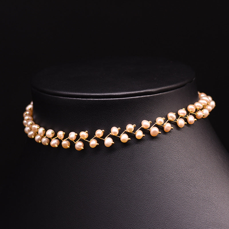 pink-branch-choker