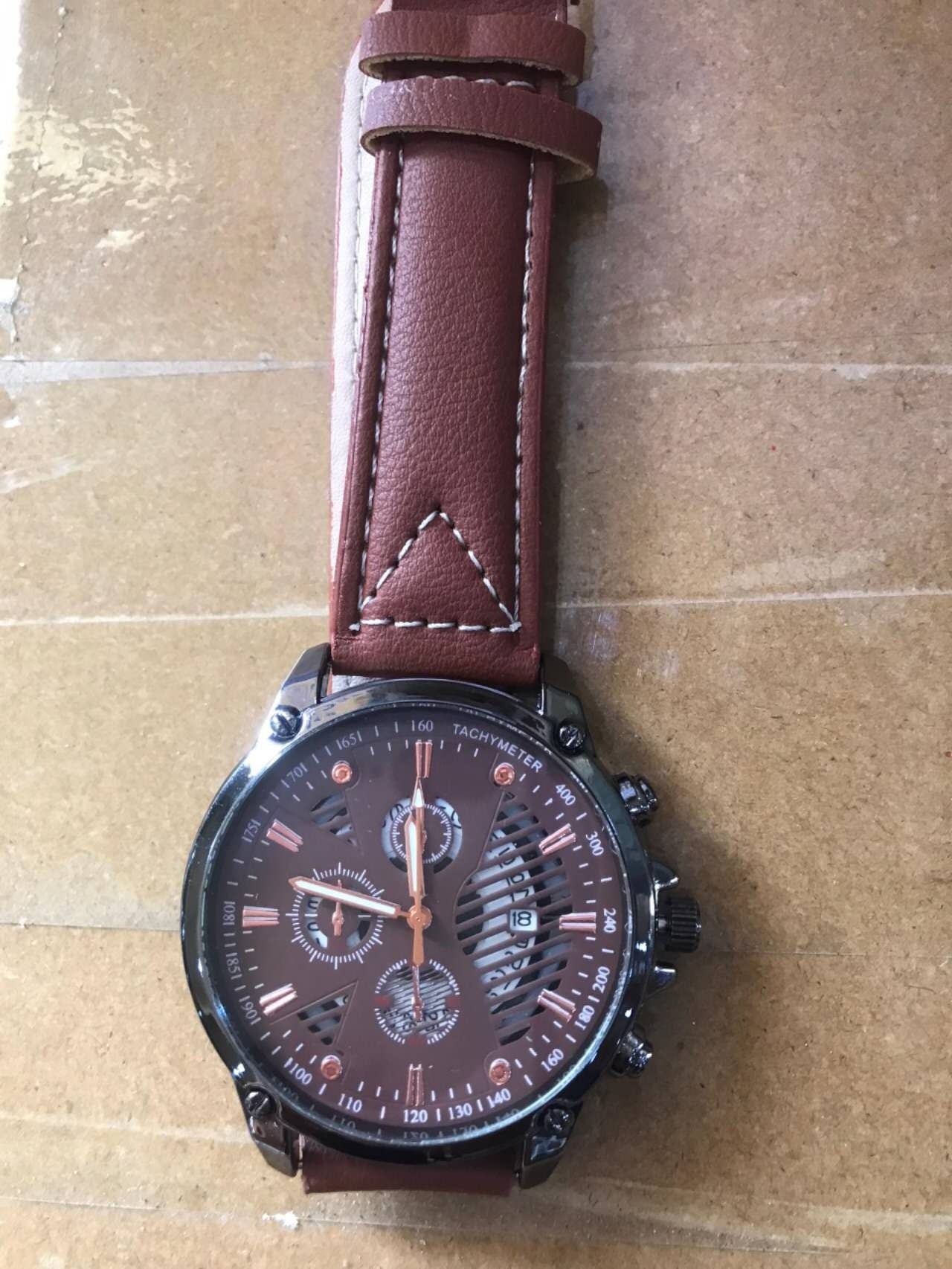 brown-strap-black-case