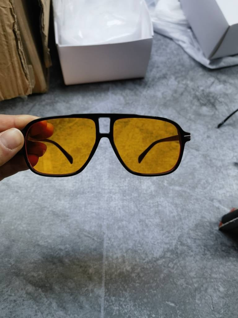 bright-black-orange-film