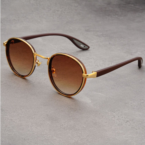 double-tea-in-gold-frame