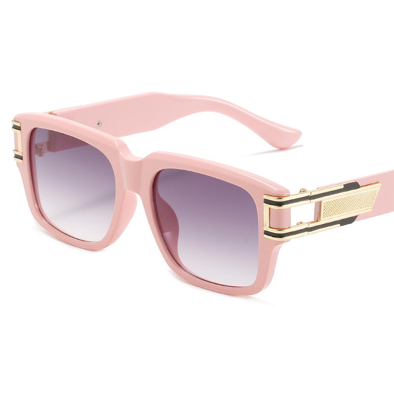 pink-frame-gray-piece