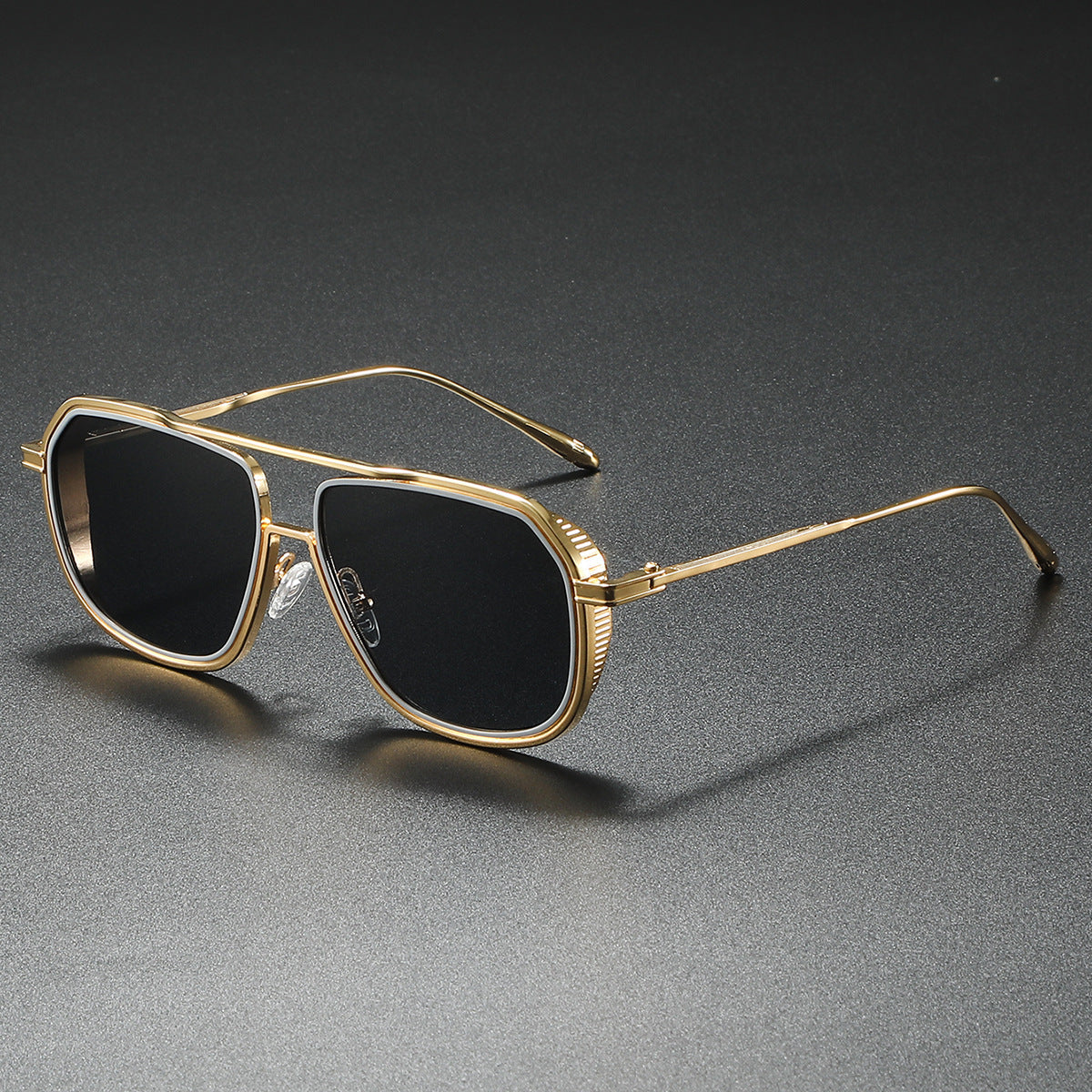gold-frame-full-gray-piece