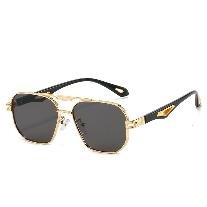 gold-frame-black-and-gray